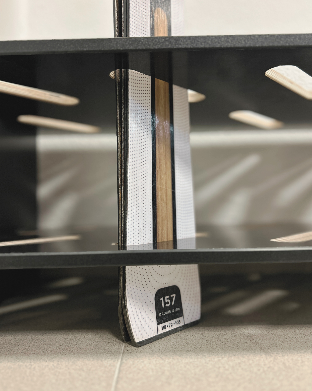 Houten skistandaard – 8 paar, 61 x 33 cm