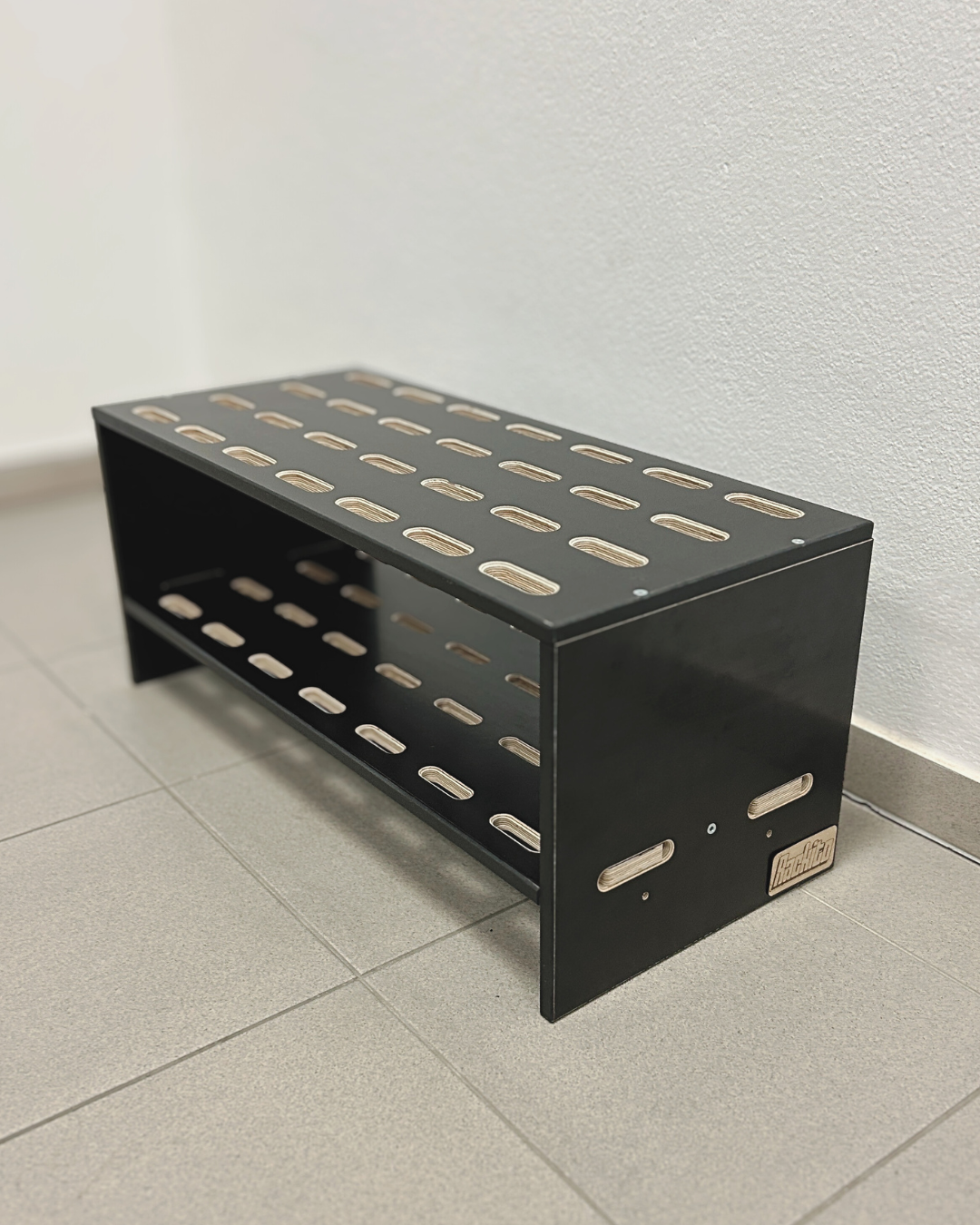 Houten standaard voor 14 paar langlaufski’s